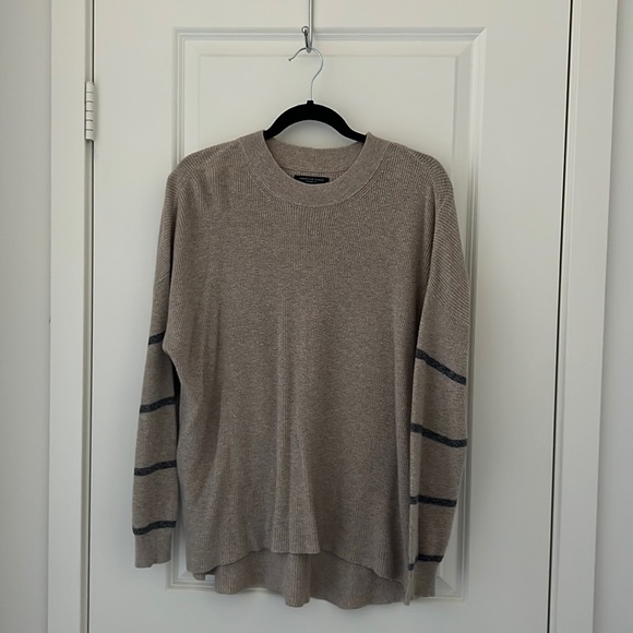 American Eagle Outfitters Tops - American eagle long sleeve